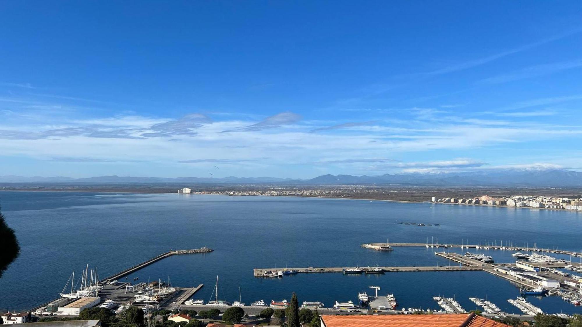 Apartamento Casa Linda Con Vistas Espectaculares Av-40 Roses Bagian luar foto
