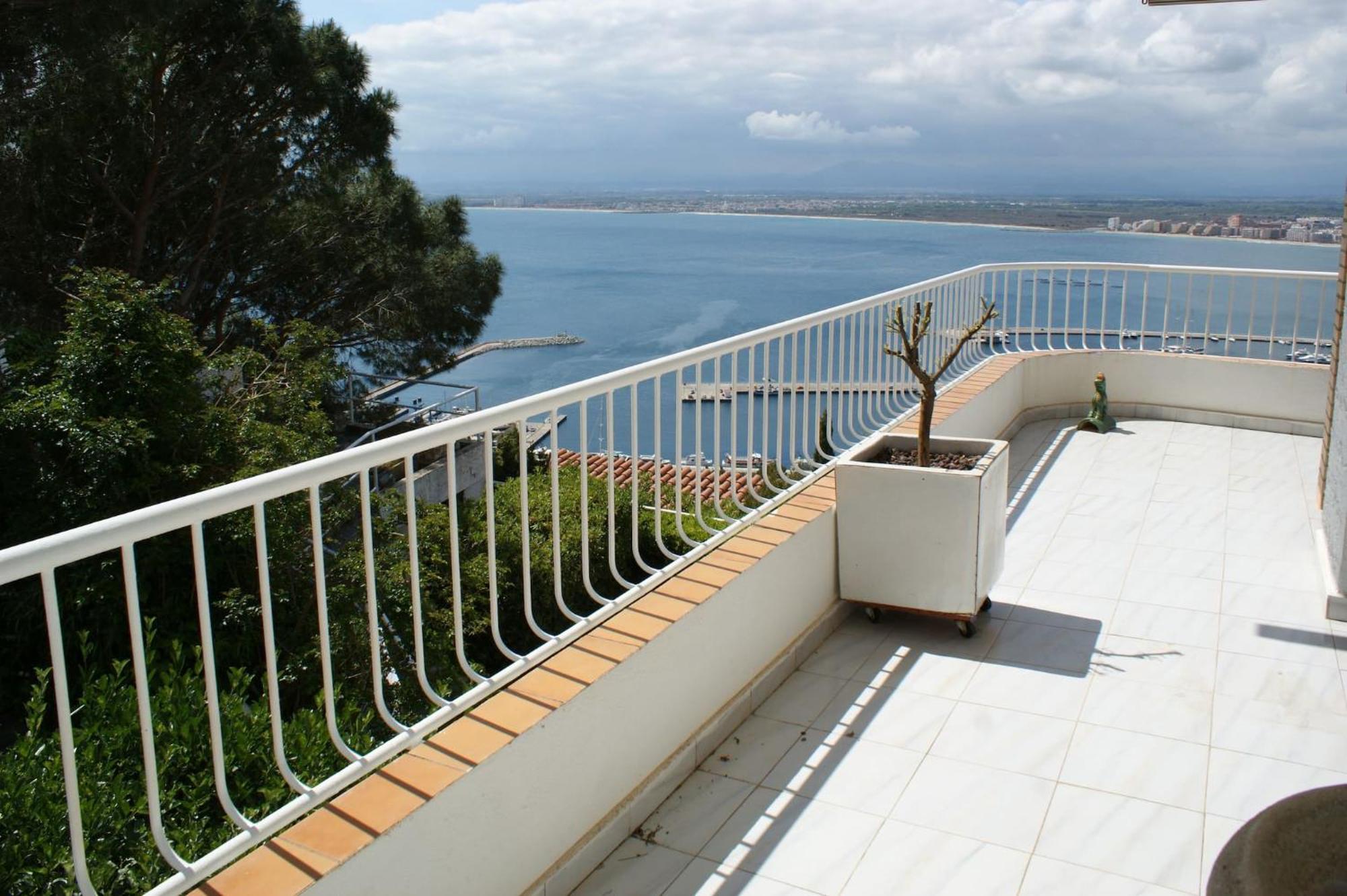 Apartamento Casa Linda Con Vistas Espectaculares Av-40 Roses Bagian luar foto