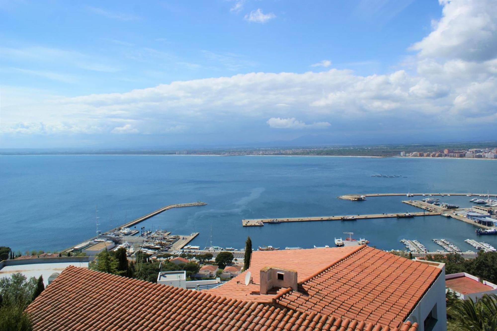 Apartamento Casa Linda Con Vistas Espectaculares Av-40 Roses Bagian luar foto